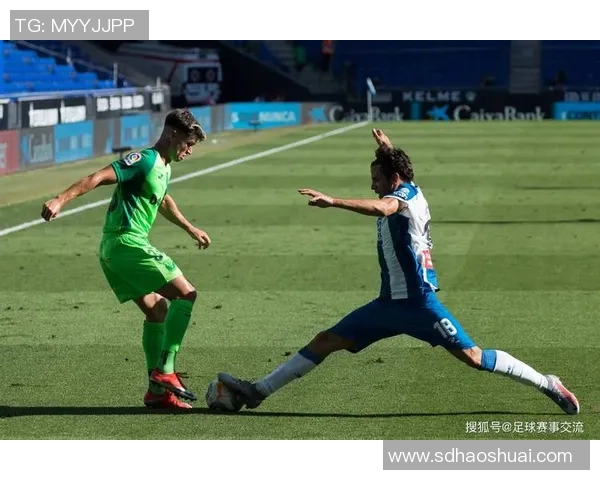 西甲激战：本菲卡凭乌龙球险胜国米全场沸腾点评分析